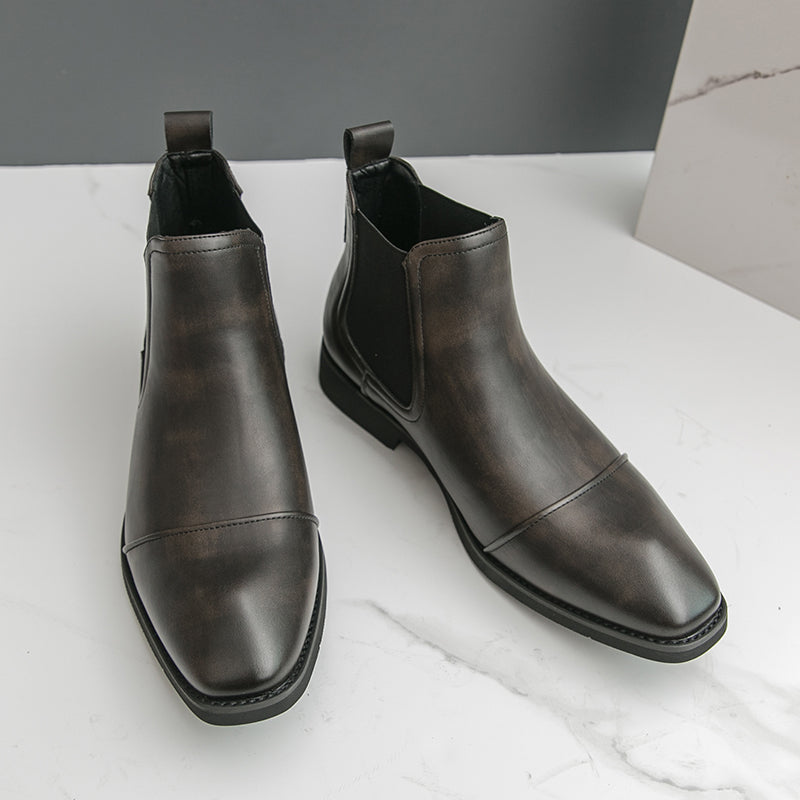 Ardenno Leather Chelsea Boots